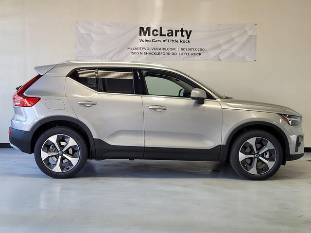new 2025 Volvo XC40 car, priced at $47,765