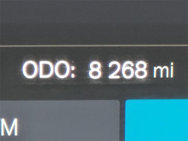 used 2025 Volvo XC40 car, priced at $35,290