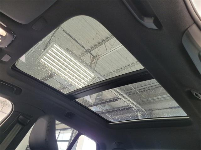 used 2025 Volvo XC40 car, priced at $35,290