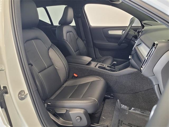 used 2025 Volvo XC40 car, priced at $35,290