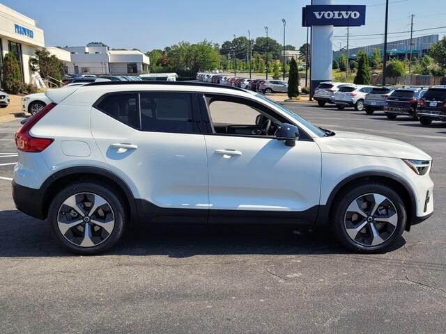 new 2025 Volvo XC40 car, priced at $48,315