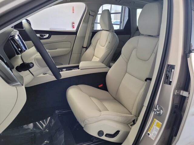 new 2025 Volvo XC60 car, priced at $55,360