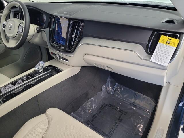 new 2025 Volvo XC60 car, priced at $60,660