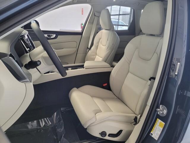 new 2025 Volvo XC60 car, priced at $60,660