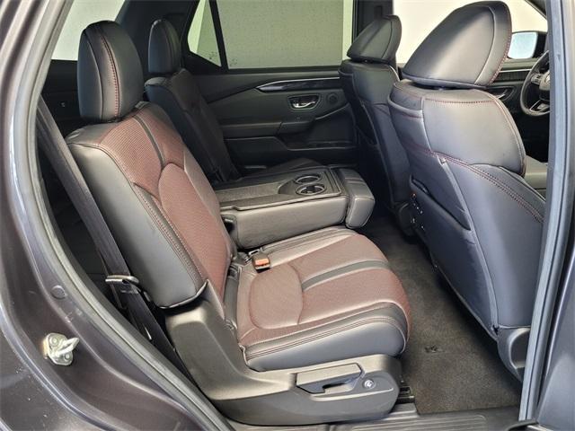 used 2025 Honda Pilot car, priced at $50,990
