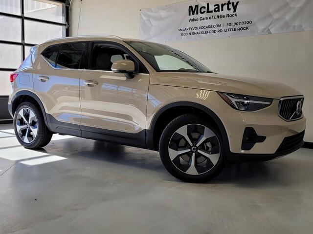 new 2025 Volvo XC40 car, priced at $48,145