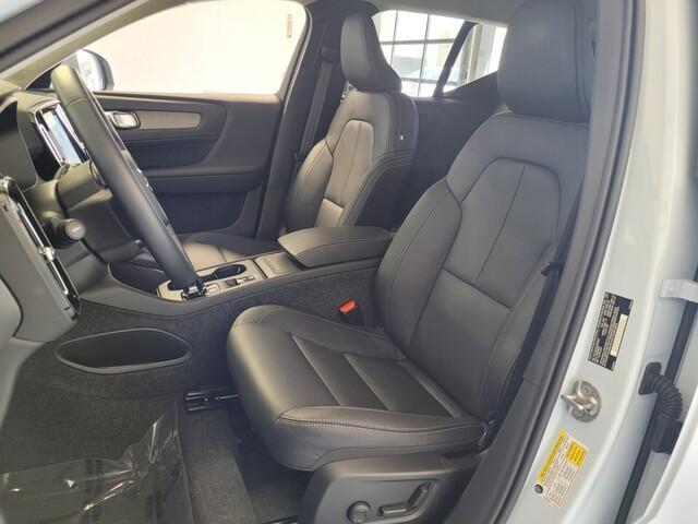 used 2025 Volvo XC40 car, priced at $43,045