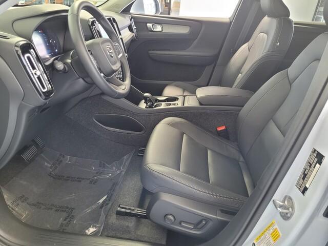 used 2025 Volvo XC40 car, priced at $43,045