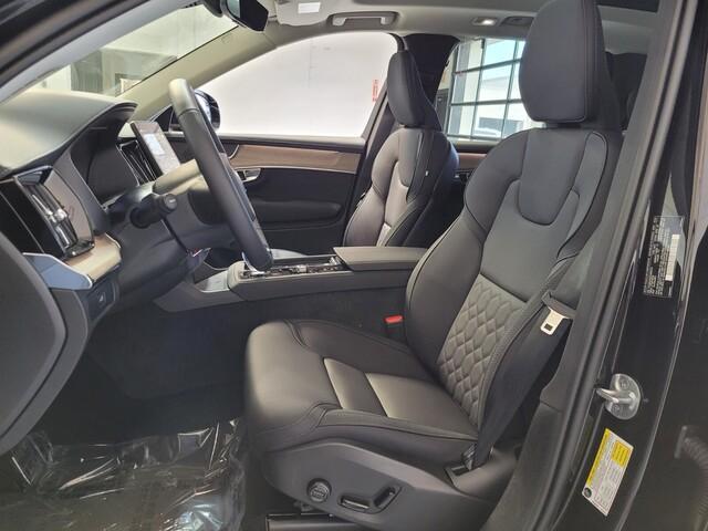 new 2025 Volvo XC90 car, priced at $65,895