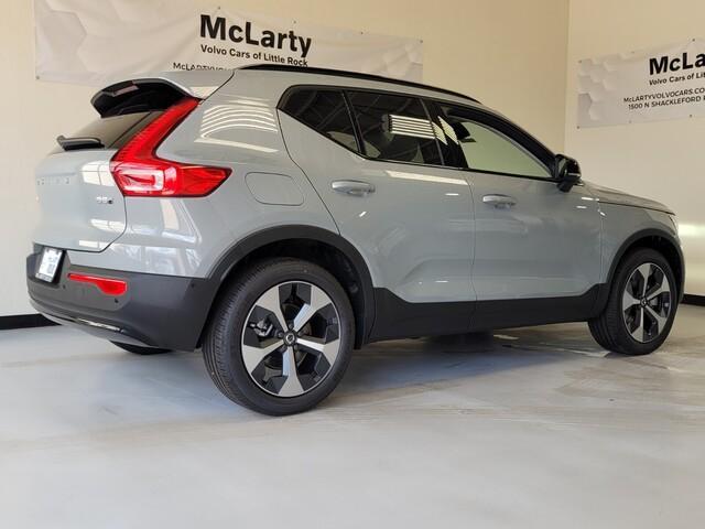 new 2025 Volvo XC40 car, priced at $48,335