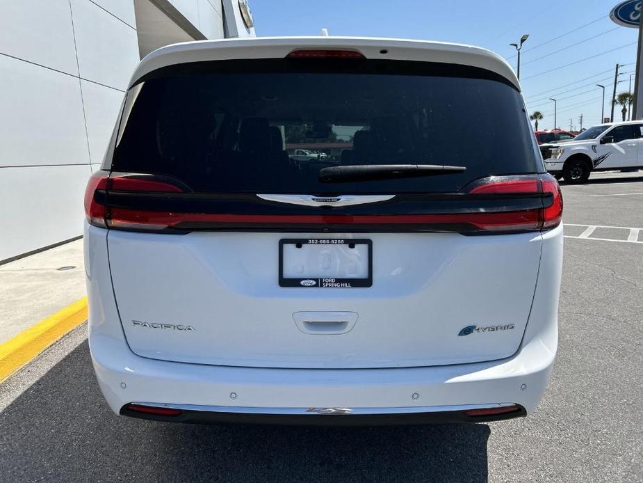 used 2022 Chrysler Pacifica Hybrid car, priced at $26,573