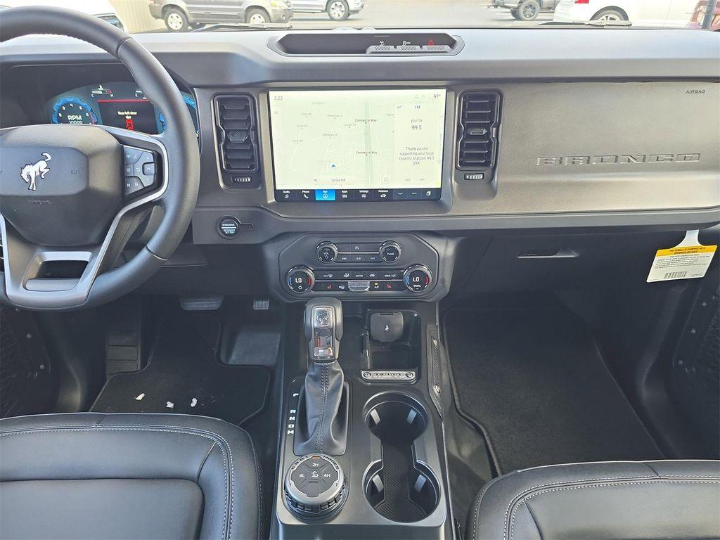 new 2025 Ford Bronco car, priced at $46,506