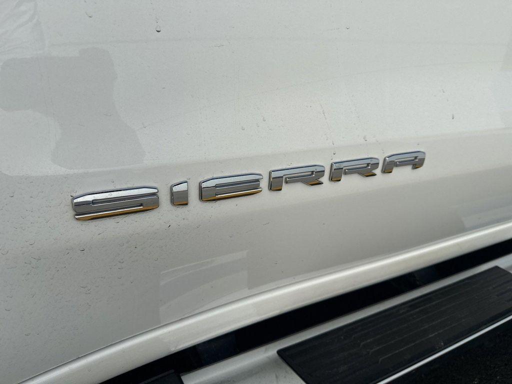 used 2021 GMC Sierra 1500 car, priced at $35,577