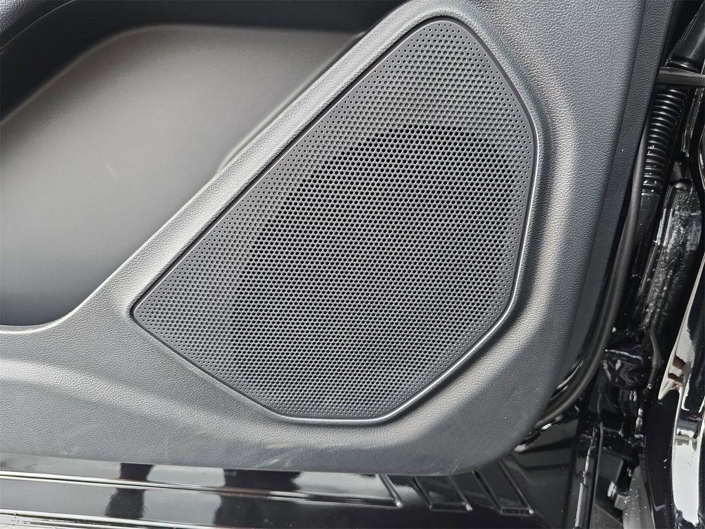 new 2025 Ford Explorer car, priced at $55,147