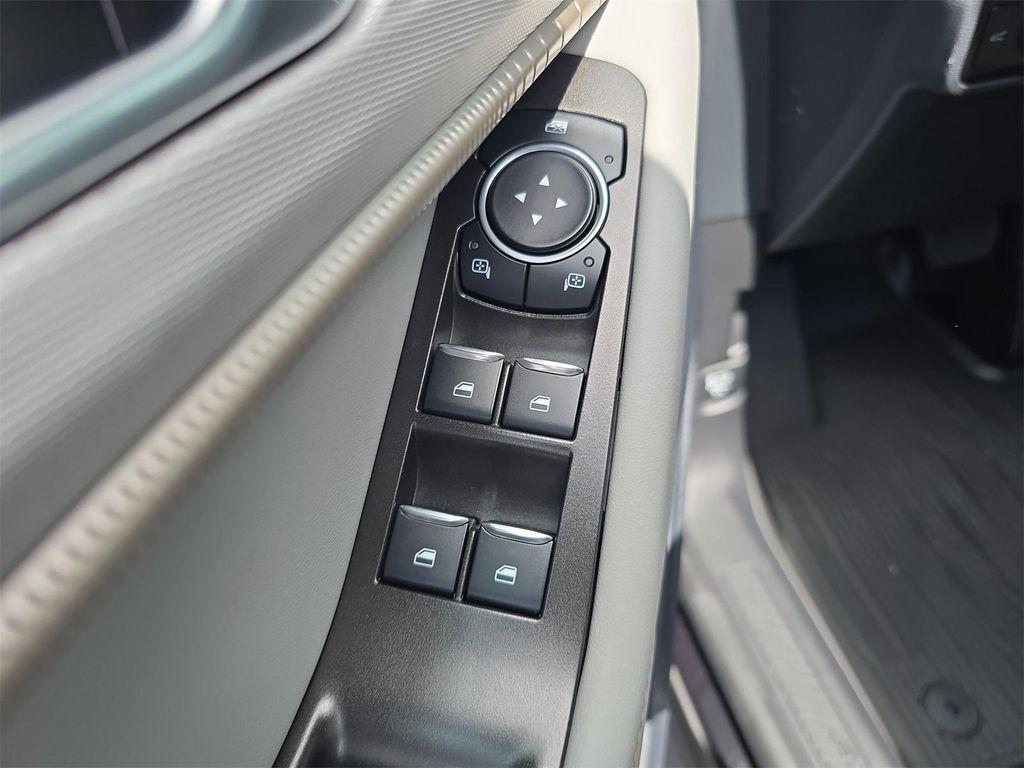 new 2025 Ford Explorer car, priced at $42,663