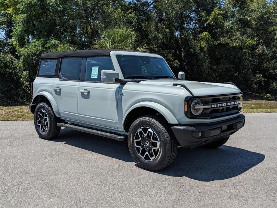 new 2024 Ford Bronco car, priced at $50,526