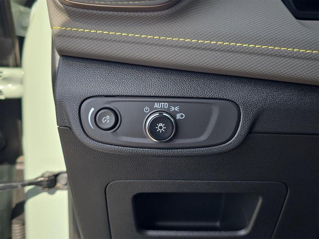 used 2024 Chevrolet TrailBlazer car, priced at $24,991