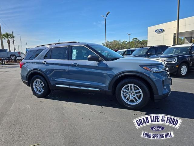 new 2025 Ford Explorer car, priced at $40,685