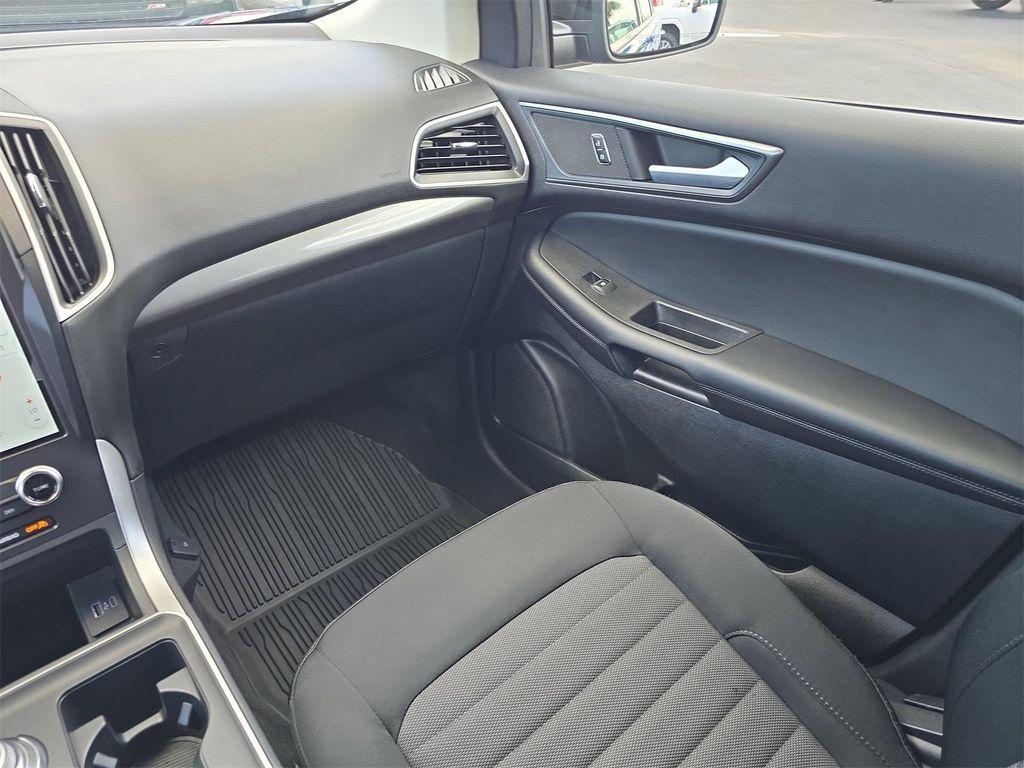 used 2024 Ford Edge car, priced at $28,987