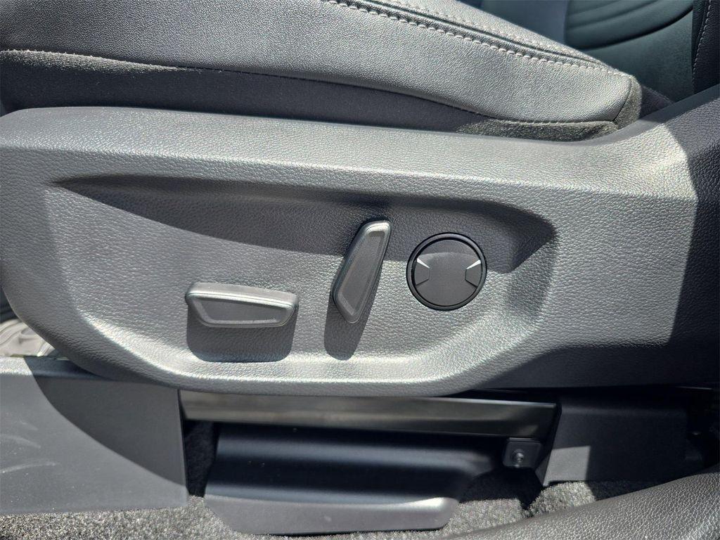 new 2025 Ford Ranger car, priced at $46,374
