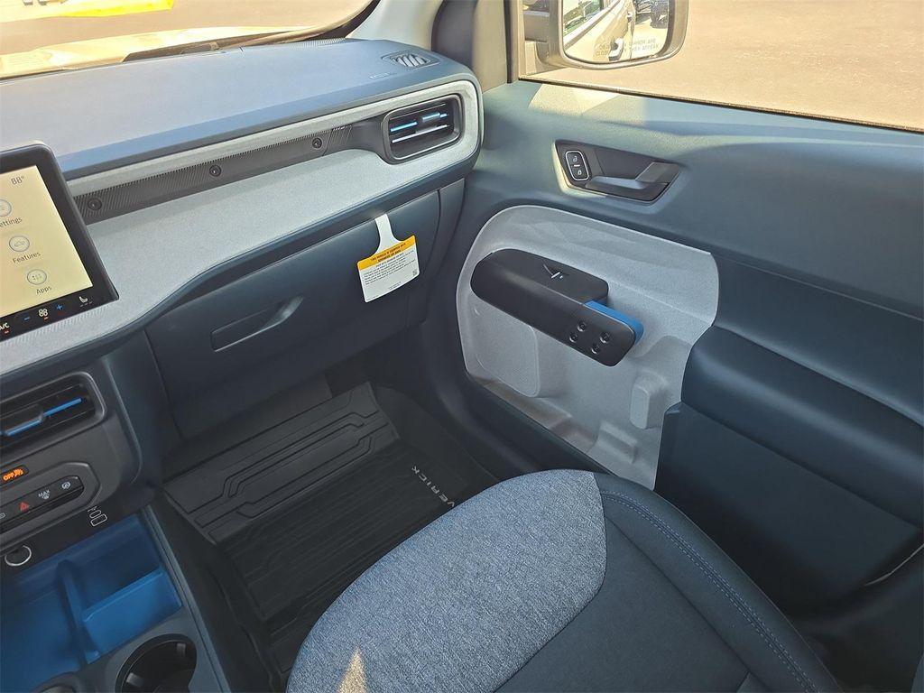 new 2025 Ford Maverick car, priced at $34,995