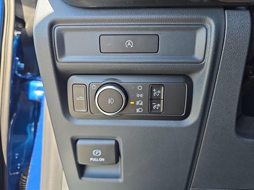 new 2025 Ford F-150 car, priced at $42,038