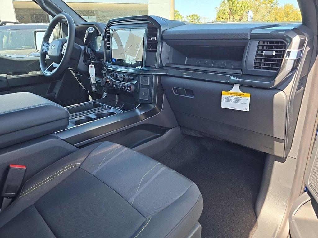 new 2025 Ford F-150 car, priced at $42,038