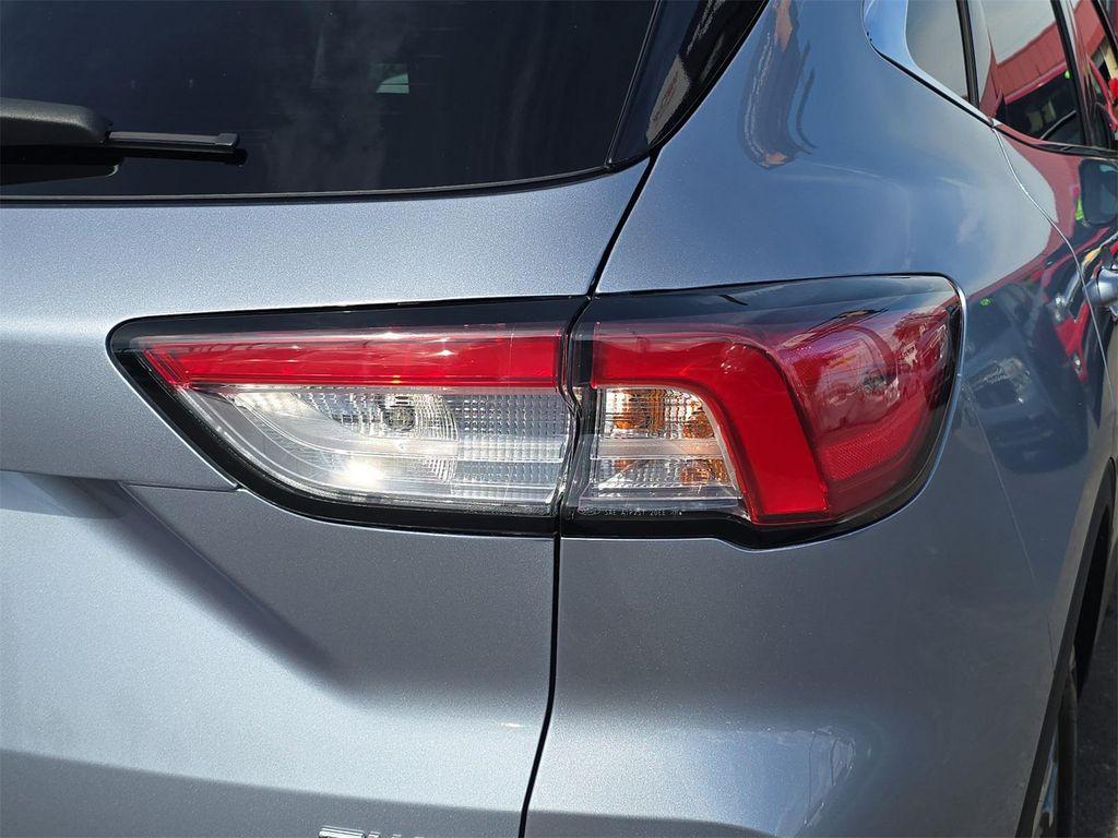 used 2022 Ford Escape car, priced at $25,871