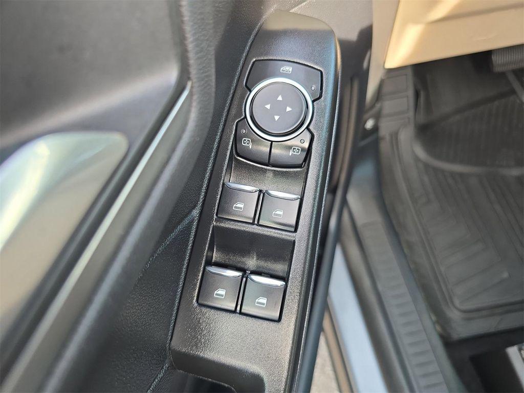 used 2022 Ford Escape car, priced at $25,871