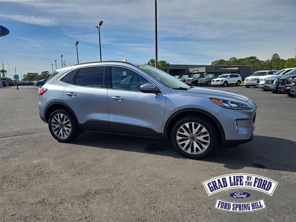 used 2022 Ford Escape car, priced at $25,871