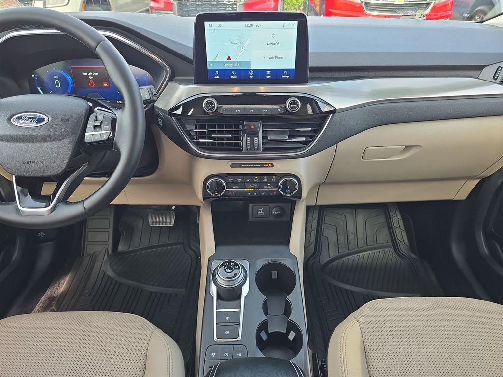 used 2022 Ford Escape car, priced at $25,871