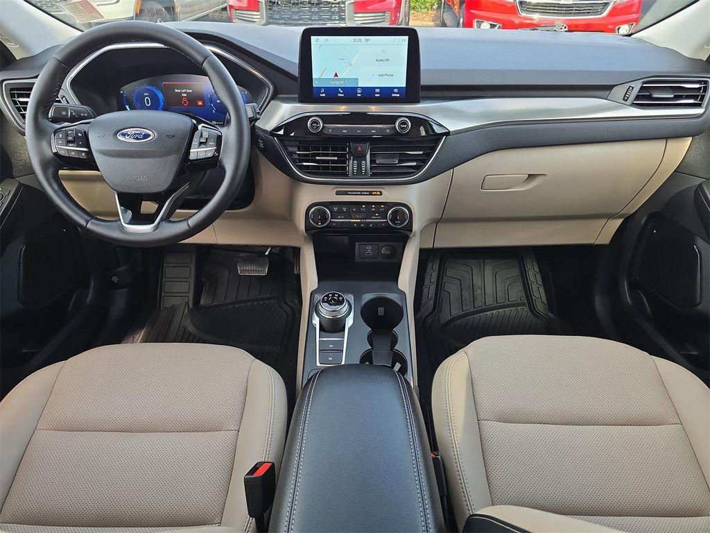 used 2022 Ford Escape car, priced at $25,871