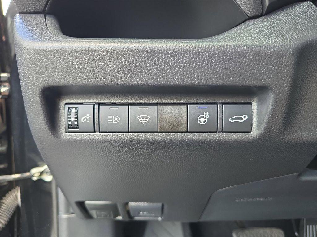 used 2021 Toyota RAV4 car, priced at $22,975