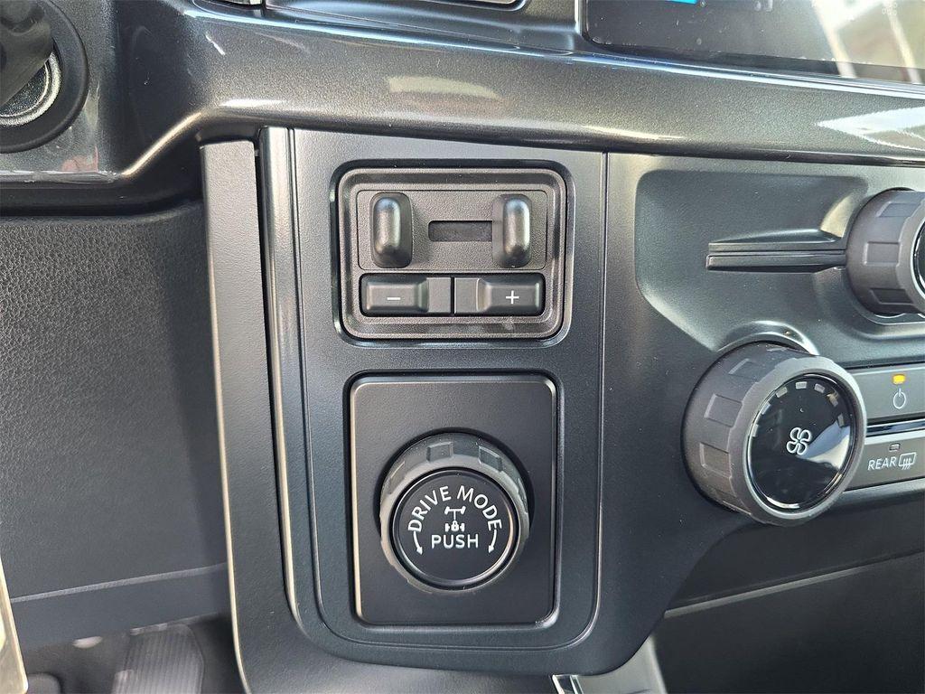 new 2025 Ford F-150 car, priced at $43,790