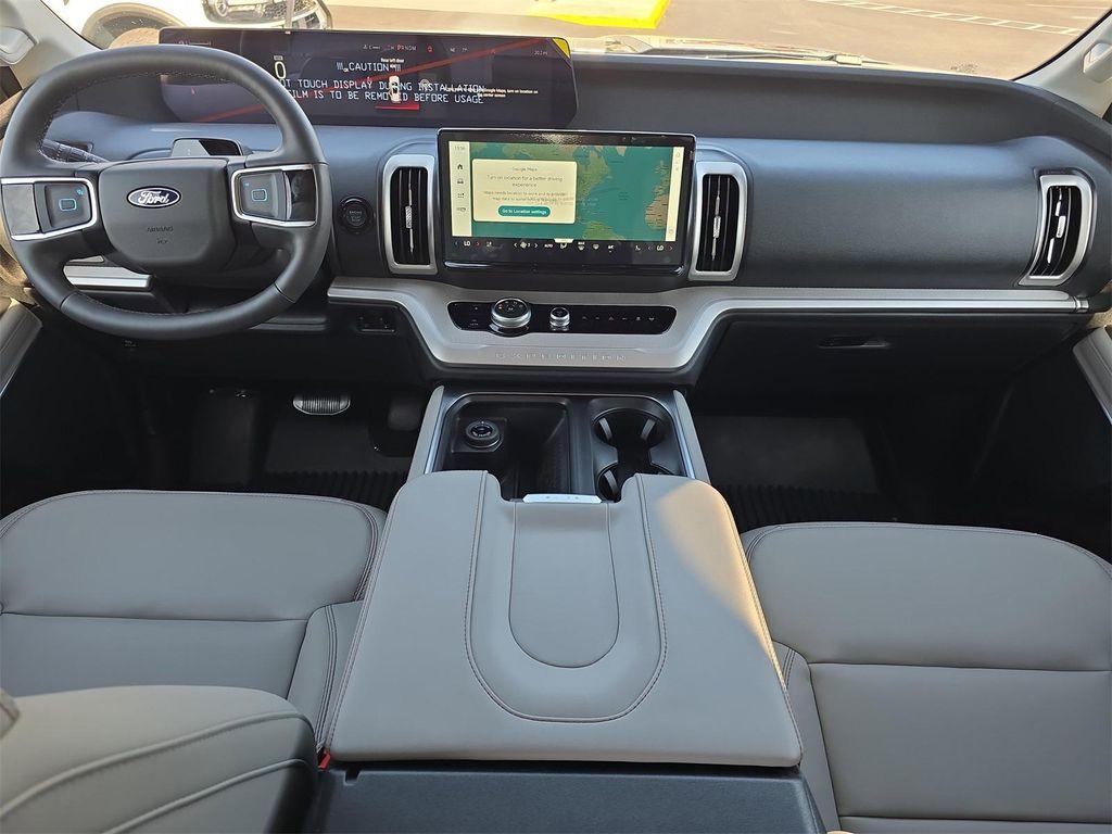 new 2025 Ford Expedition car, priced at $66,078