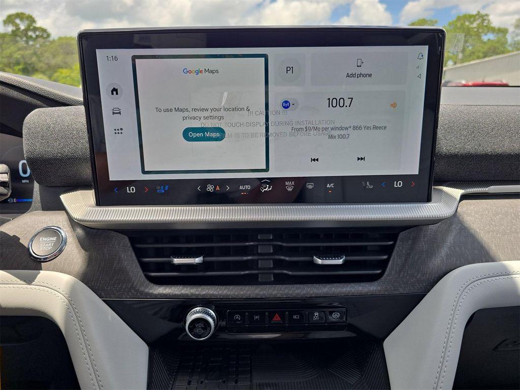new 2025 Ford Explorer car, priced at $55,122