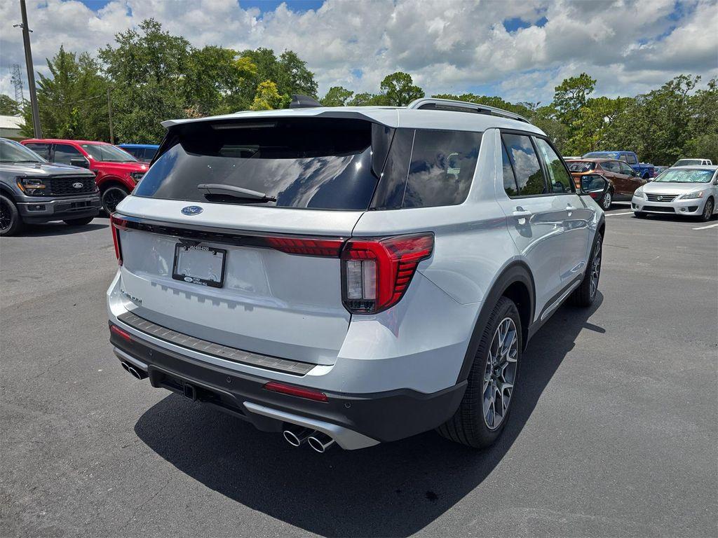 new 2025 Ford Explorer car, priced at $55,122