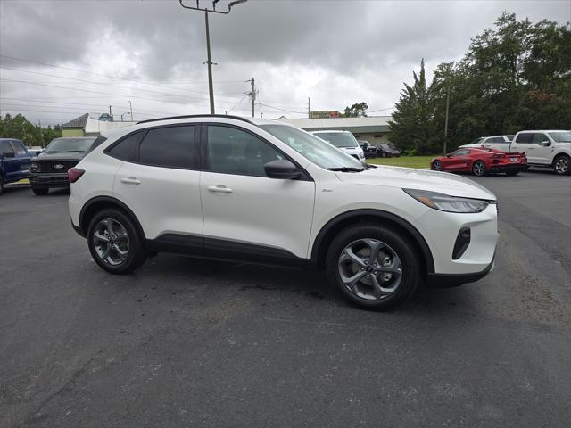 new 2025 Ford Escape car, priced at $32,556