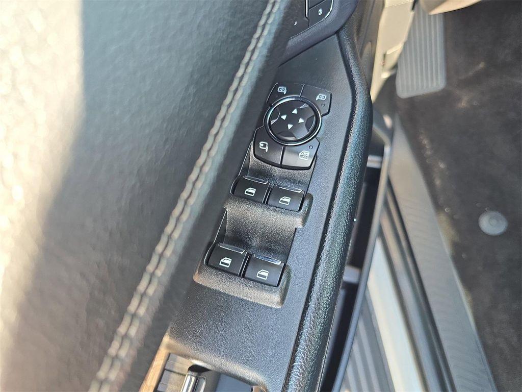 used 2021 Ford Expedition car, priced at $27,994