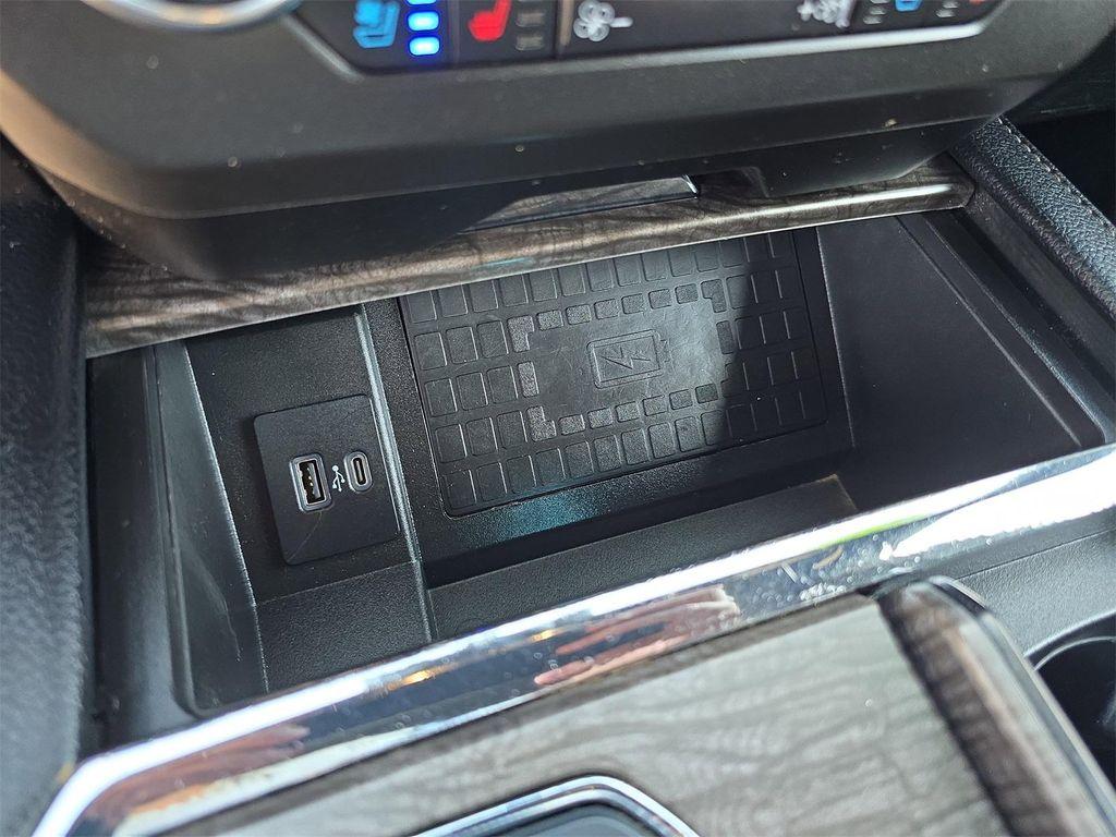 used 2021 Ford Expedition car, priced at $27,994