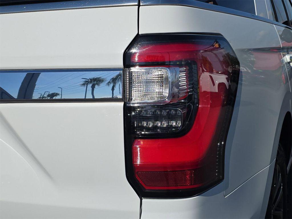 used 2021 Ford Expedition car, priced at $27,994