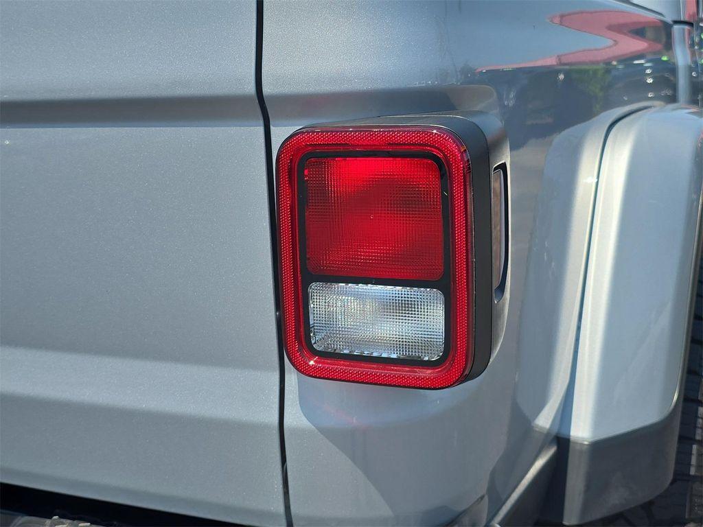used 2022 Jeep Gladiator car, priced at $29,907
