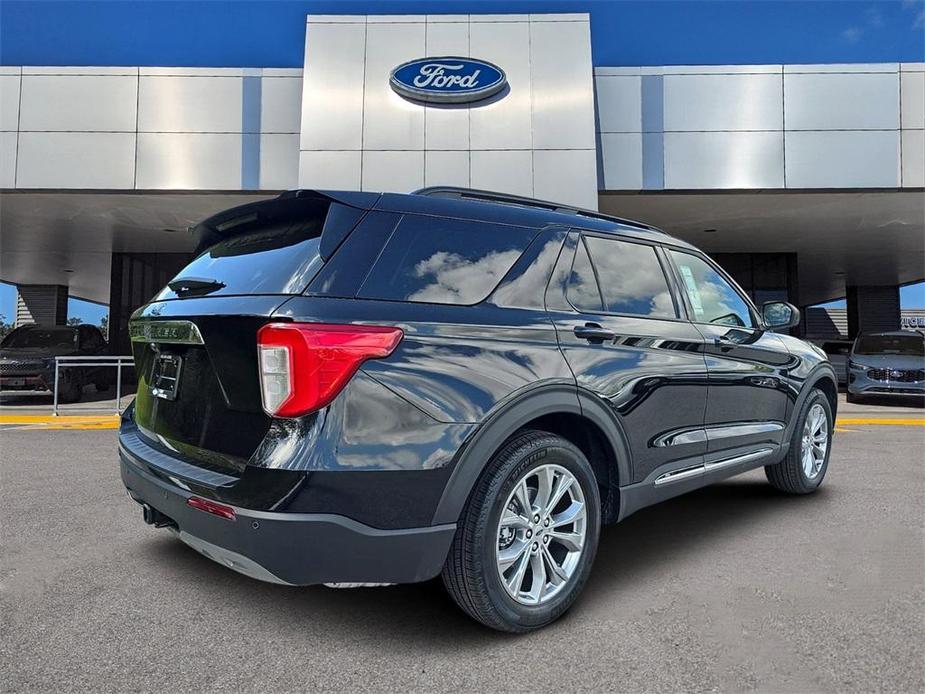 new 2024 Ford Explorer car, priced at $44,456