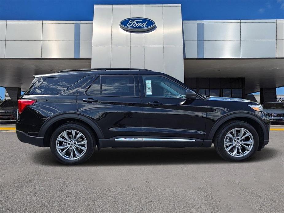 new 2024 Ford Explorer car, priced at $44,456