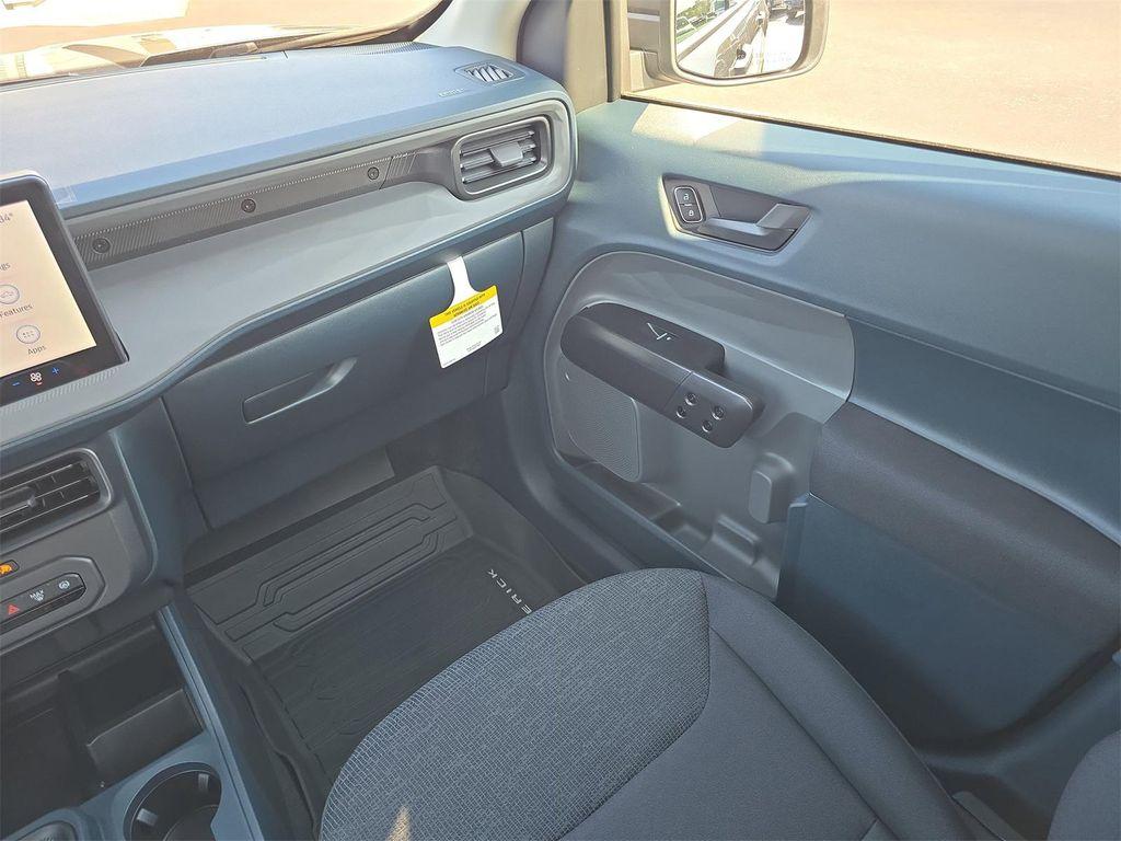 new 2025 Ford Maverick car, priced at $30,146