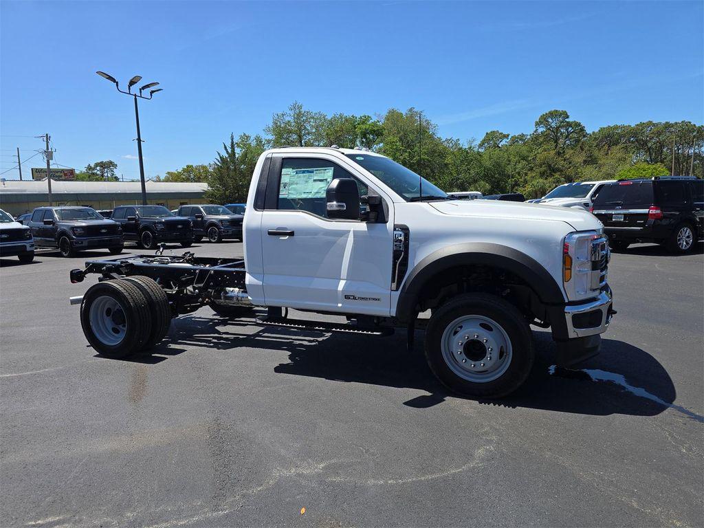 new 2025 Ford F-450 car, priced at $66,066