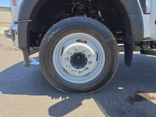 new 2025 Ford F-450 car, priced at $69,720
