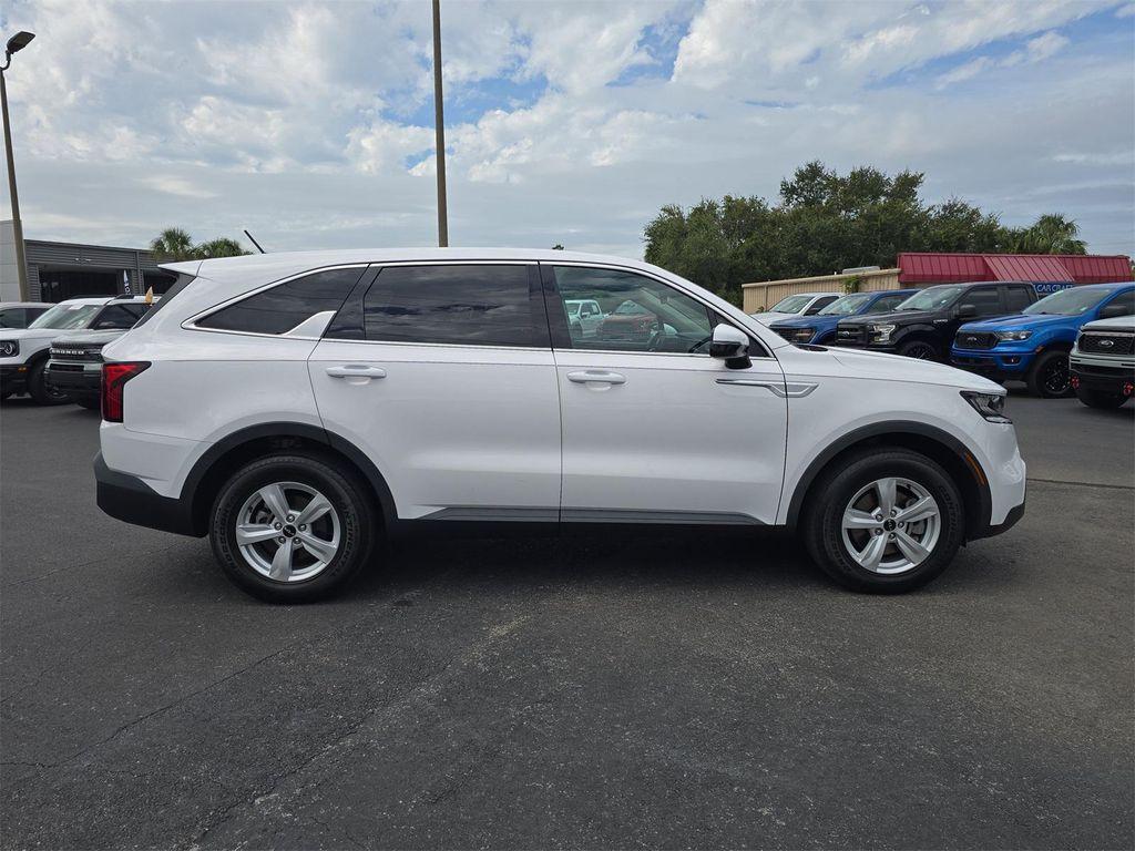used 2022 Kia Sorento car, priced at $18,994