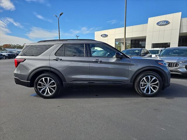 new 2025 Ford Explorer car, priced at $46,475