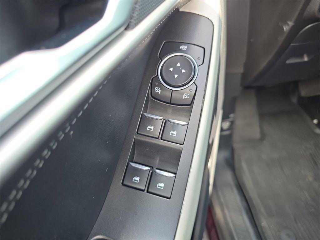 used 2022 Ford Explorer car, priced at $27,994
